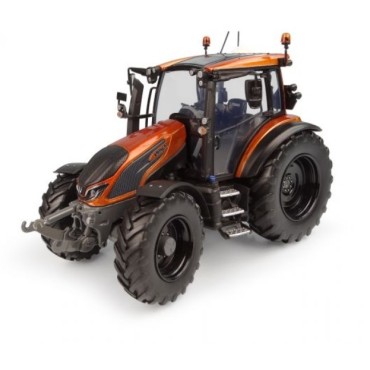 VALTRA MODÈLE G135  ORANGE-SOMBRE